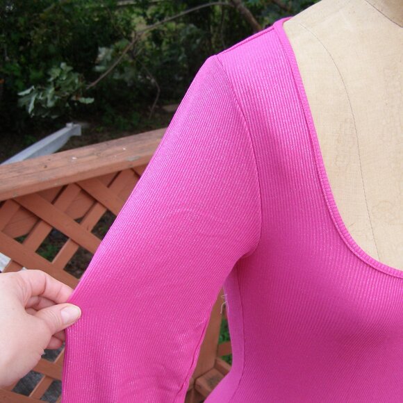 🩷 SOLD 🩷 NWT L SKIMS SOFT LOUNGE SHIMMER LONG SLEEVE DRESS IN FUCHSIA FOIL - Picture 7 of 12